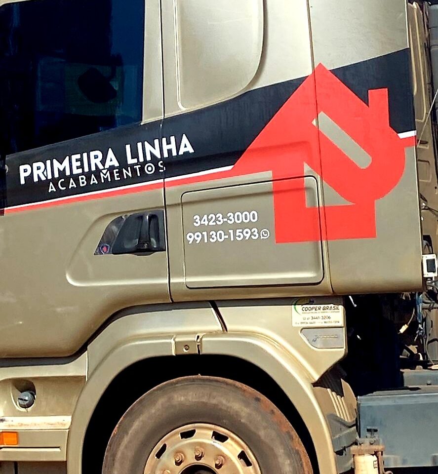 Primeira Linha Acabamentos