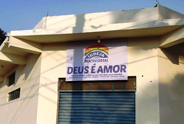 Igreja Deus é Amor